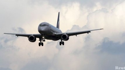 Следовавший самолет из Москвы, совершил аварийную посадку в Одессе