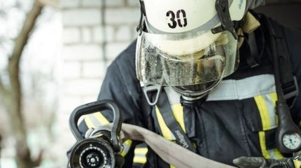 В одном из жилых домов Киева произошел пожар, пострадал мужчина