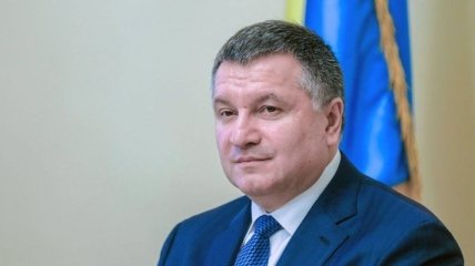 Аваков заявляет об отсутствии угроз для украинцев на майские праздники
