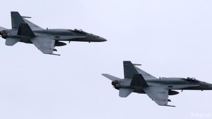 Над Ираком начали полеты американские самолеты F-18