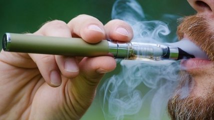 Медики изучили потенциальный вред, наносимый электронными сигаретами 