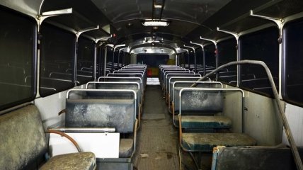 Увлекательное исследование тоннеля с автобусами-призраками (Фото)