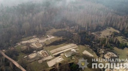 В Чернобыльской зоне все еще тушат лесные пожары (Видео)