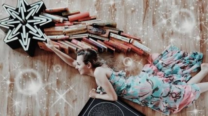 Девушка создает фантастические снимки, используя тысячи книг (Фото)