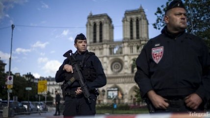 В Париже ко Дню взятия Бастилии мобилизуют около 11 тысяч полицейских