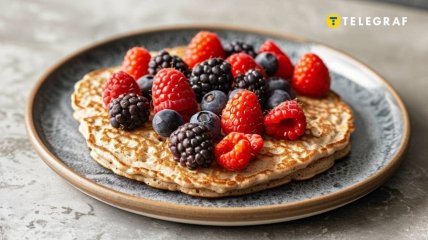 Овсяный блин – отличный вариант завтрака (изображение создано с помощью ИИ)