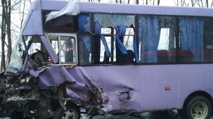 Во Львовской области произошло ДТП с автобусом: есть пострадавшие