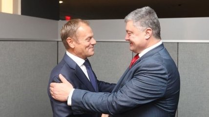 Порошенко и Туск обсудили важные вопросы Донбасса