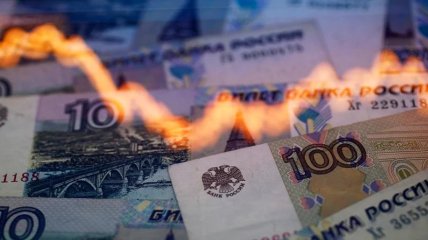 Економіка росії стрімко котиться у прірву