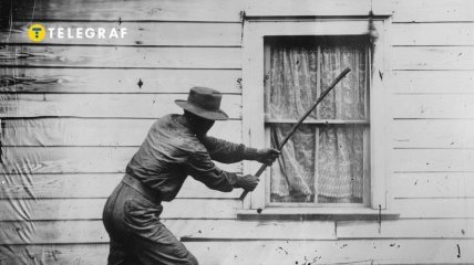 Уявіть собі світ, де люди наймають інших людей, аби ті розбудили їх вранці (фото створене з допомогою ШІ)