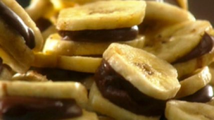 Канапе с бананами