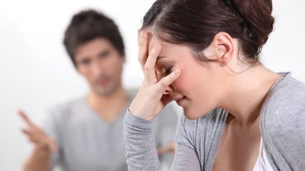 Почему женщины продолжают жить в несчастливом браке?