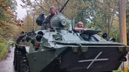 Украинские воины в наступлении