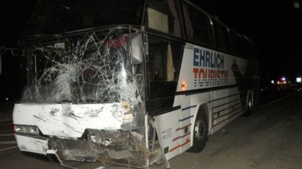В Николаевской области машина столкнулась с автобусом, есть жертвы