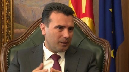 Премьер Северной Македонии хочет провести досрочные парламентские выборы