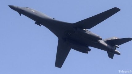 США направили в Южную Корею бомбардировщики B-1B Lancer