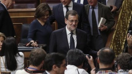 Парламент не утвердил Рахоя на пост премьера Испании