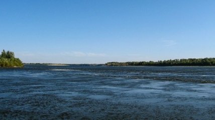 В Винницкой области сотрудники ГСЧС достали со дна реки тело пропавшего рыбака