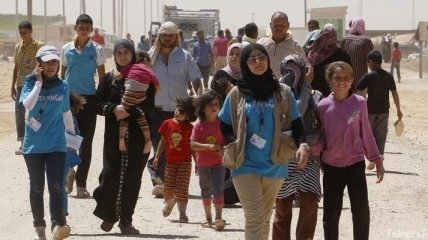 Турция принимает беженцев из Сирии, подавая пример другим странам