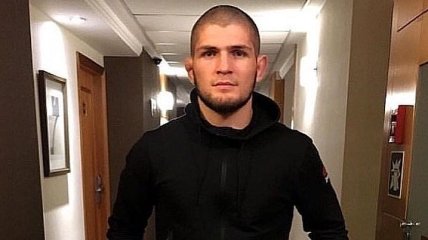 UFC 219. Нурмагомедов победил Барбозу решением судей