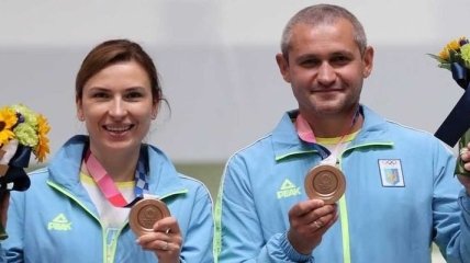 Украинские стрелки Костевич и Омельчук выиграли "бронзу" на Олимпиаде в Токио