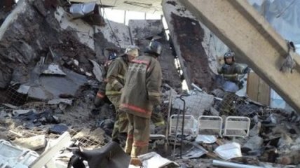 В России крыша автовокзала упала на пассажиров