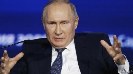 "РФ ни на кого не собирается нападать": Путин назвал "спекуляциями" ситуацию в Крыму и на Донбассе