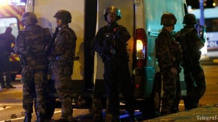 Военным ВС Франции посоветовали больше двигаться, чтобы не быть легкой мишенью для террористов