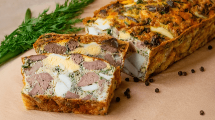 Горячий террин из курицы и бекона: идеальный акцент новогоднего стола (видео)