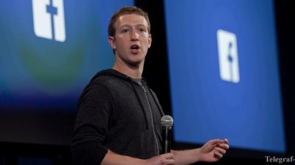 Хакеры взломали аккаунты основателя соцсети Facebook Цукерберга