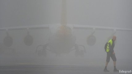 В столичном аэропорту ряд рейсов задерживаются из-за тумана