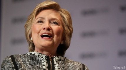 Клинтон заявила, что сайт WikiLeaks координировал свою работу с РФ