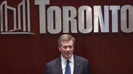 Мэр Торонто пообещал поддерживать украинцев