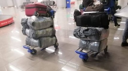 В аэропорту ”Одесса” задержана крупная партия "брендовых" товаров