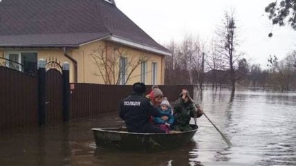 Паводок в Украине: на Закарпатье идет большая вода