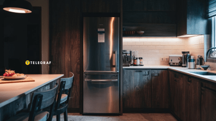 Холодильник — один из обязательных приборов в кухне