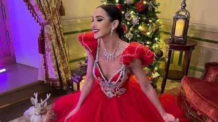 "Платьице великовато": Ольга Бузова взволновала сеть ярким нарядом (фото и видео)