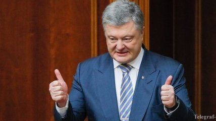 Президент Украины вложил в избирательный фонд миллионы собственных средств