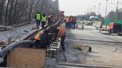 В Киеве начались активные работы по ремонту дорог