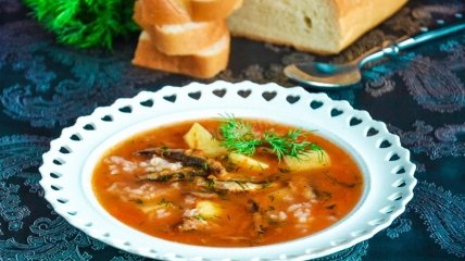 Необычный суп с килькой