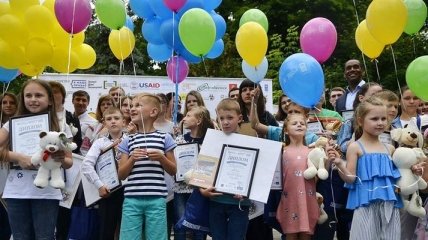 Петренко анонсировал новые законы по усилению соцзащиты детей