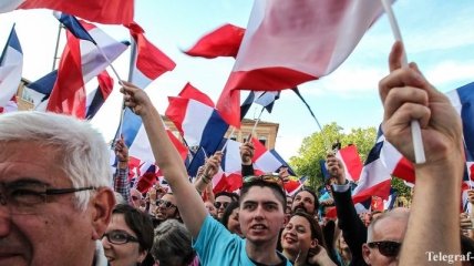 На заморских территориях Франции уже началось голосование на выборах