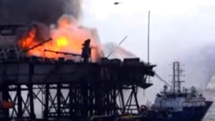 Пожар на азербайджанском месторождении забрал жизни 10 человек (Видео)