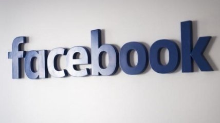 Facebook планирует выпустить собственный гаджет