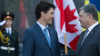 Порошенко поздравил жителей Канады со 150-летием государства