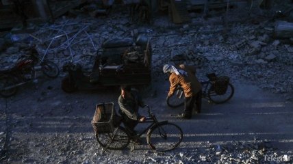 Самолеты РФ сбросили бомбы у Дамаска: погибли 30 человек