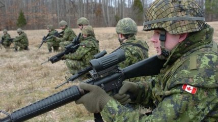 Канада направит в Украину военных инструкторов
