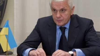 Литвин поблагодарил Аппарат парламента за плодотворную работу