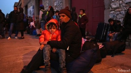 ЕС выделит €180 млн на срочную помощь беженцам в Греции