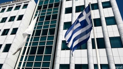 Греция избежала дефолта по облигациям